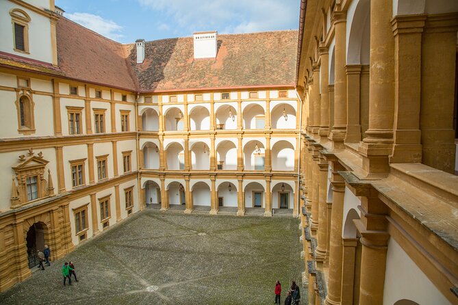 Graz: Schlossberg Private Guided Tour - Customer Reviews