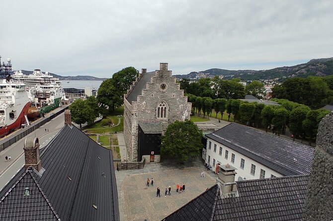 Group Walking Tour in the City of Bergen - Common questions