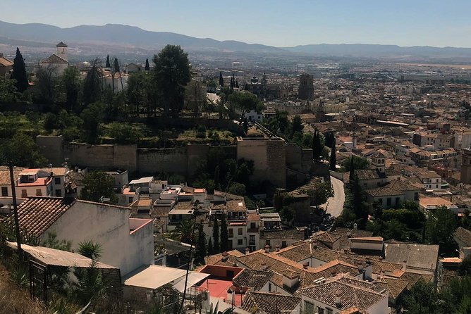 Guided Tour of Le Alhambra and Albayzin (Mar ) - Meeting Point Information
