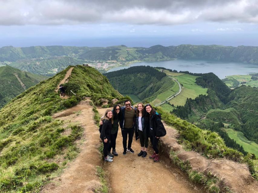 Half Day Guided Tour of Sete Cidades From Ponta Delgada - Review Summary