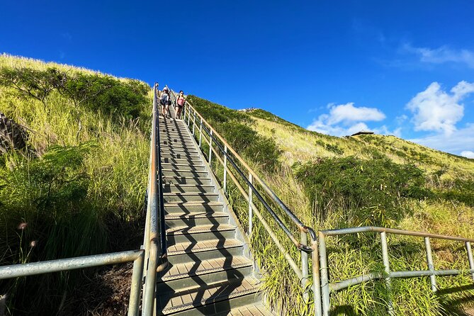 Hawaii: Small-Group, Full-Day Diamond Peak Hike and Oahu Tour - Tour Highlights and Sightseeing