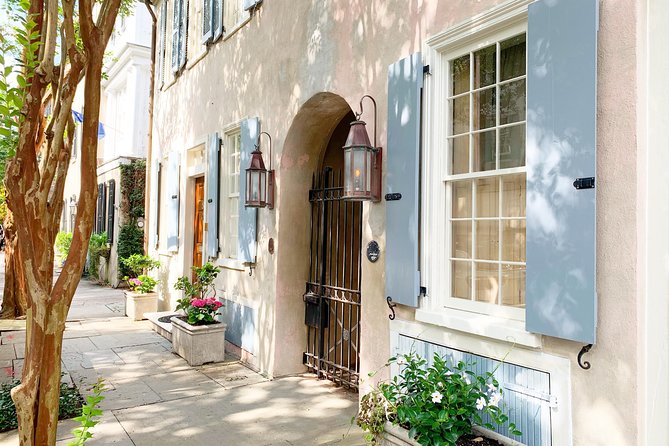 Hidden Alleyways and Historic Sites Small-Group Walking Tour - Traveler Tips
