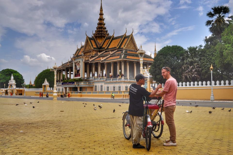 Hidden Phnom Penh City Guided Tour, Royal Palace, Wat Phnom - Meeting Point and Itinerary Details