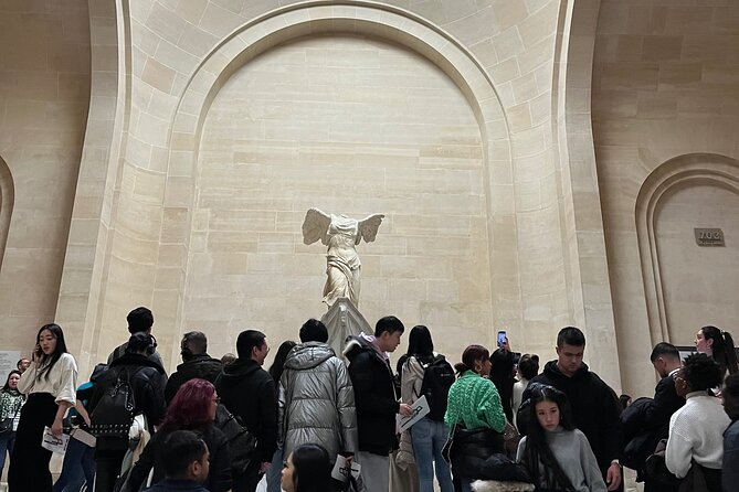Hidden Treasures and Wonders of the Louvre - Tips for Navigating the Vast Collections
