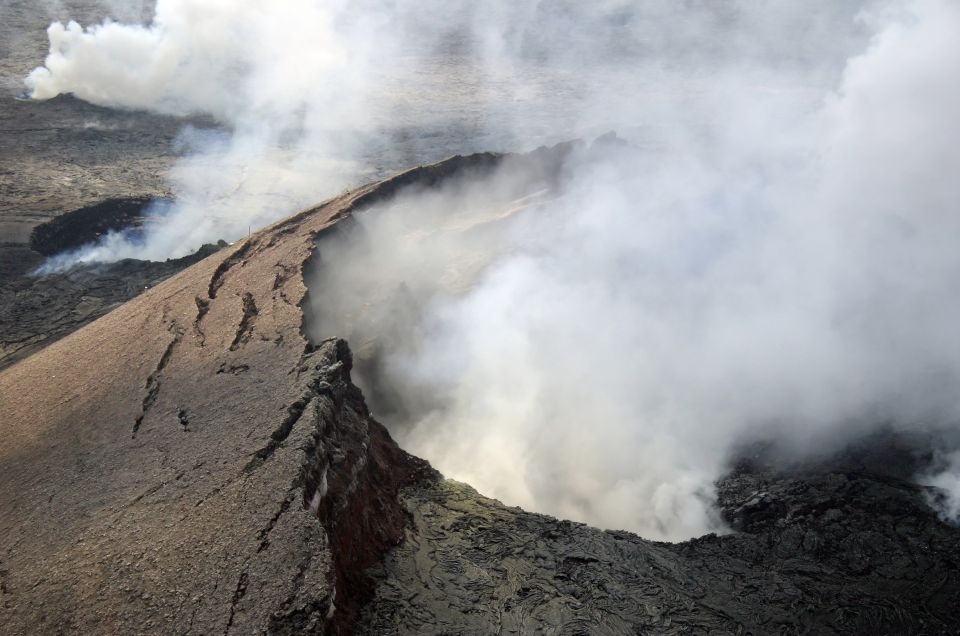 Hilo: Hawaii Volcanoes National Park and Waterfalls Flight - Payment and Reservation Options