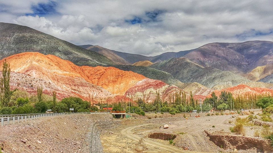 Hornocal: Tour of the 14 Colors Mountain & Humahuacas Gorge - Logistics