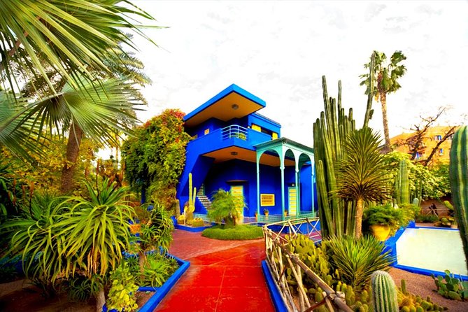 Horse and Carriage Ride With Majorelle Garden - Important Tour Information