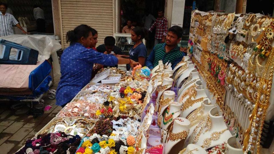 Hyderabad: Heritage Walking Tour of Old City and Charminar - Inclusions and Additional Offerings