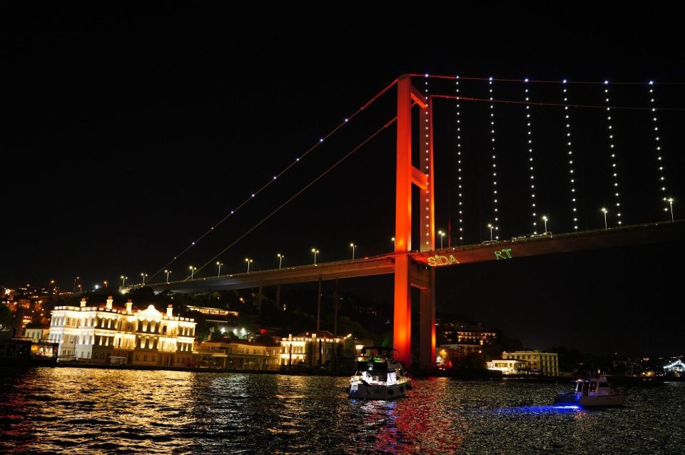 Istanbul: New Year's Eve Cruise With Gala Dinner and Drinks - Customer Reviews