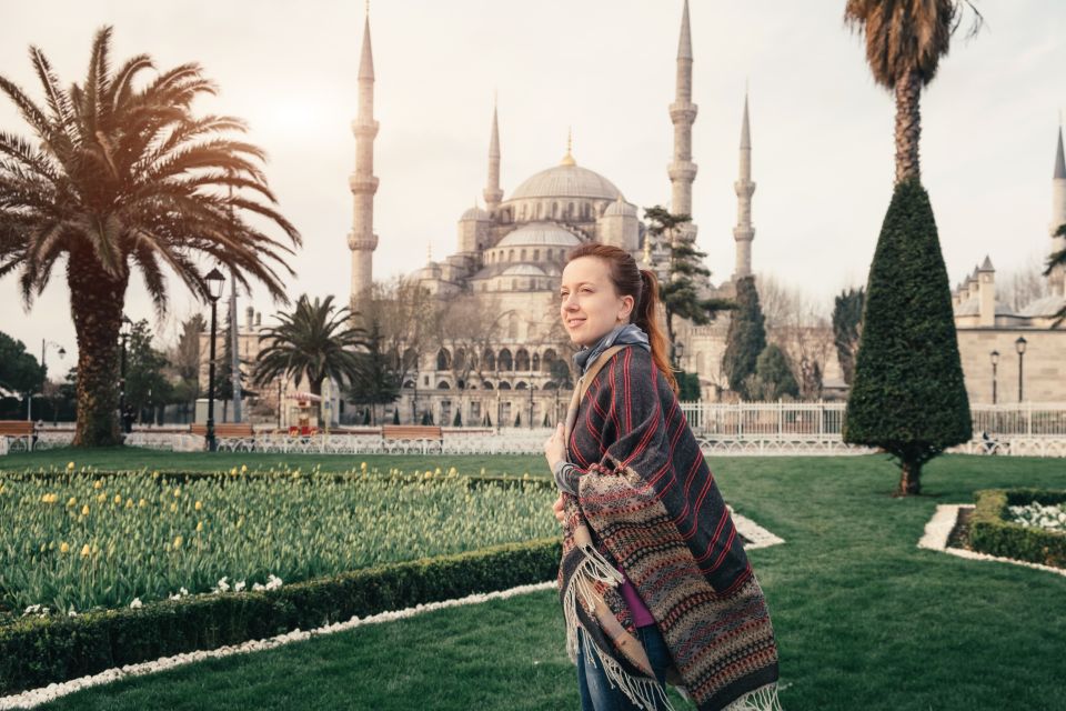 Istanbul: Private Photoshoot at Hagia Sophia&Blue Mosque - Common questions