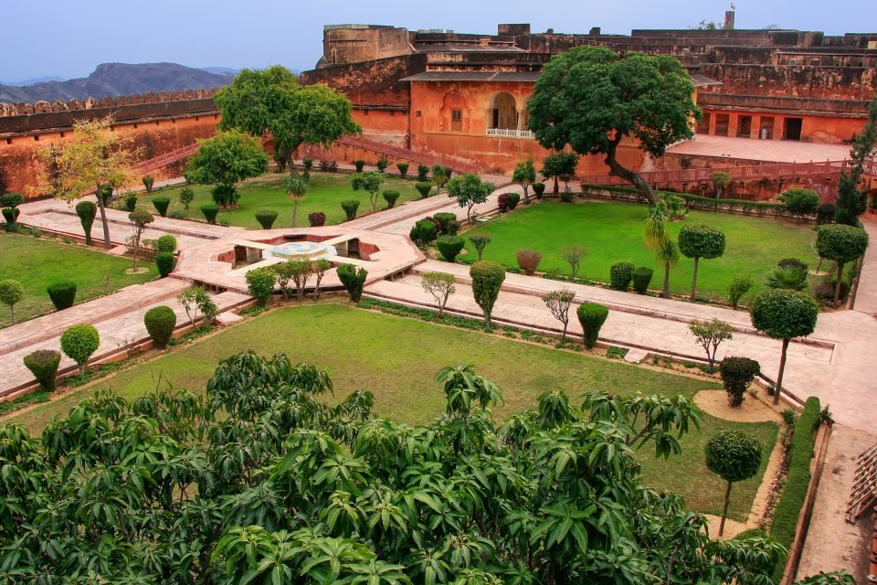 Jaipur Amer Fort, Jal Mahal & Stepwell Private Half-Day Tour - Customer Reviews