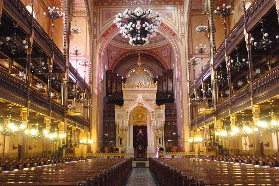 Jewish Budapest: 3-Hour Historical Walking Tour - Meeting Point Details