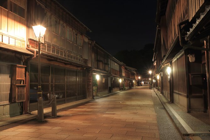 Kanazawa Private Night Tour Photoshoot Session by Professional Photographer - Customer Reviews and Testimonials