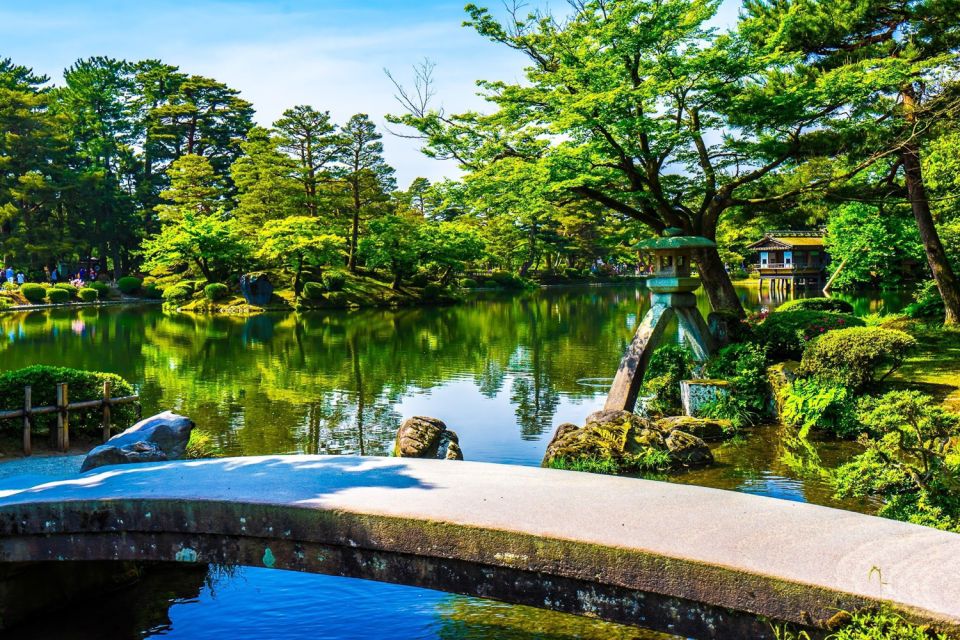 Kanazawa: Private Tour With Local Guide - Customizable Itineraries