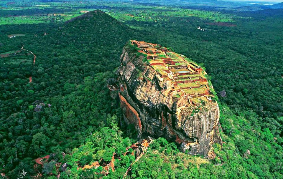 Kandy: Sigiriya Fortress & Cave Temple All-Inclusive Tour - Customer Reviews