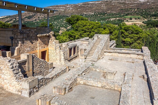 Knossos Palace and Heraklion Guided Tour With Transport - Guided Tour Experience