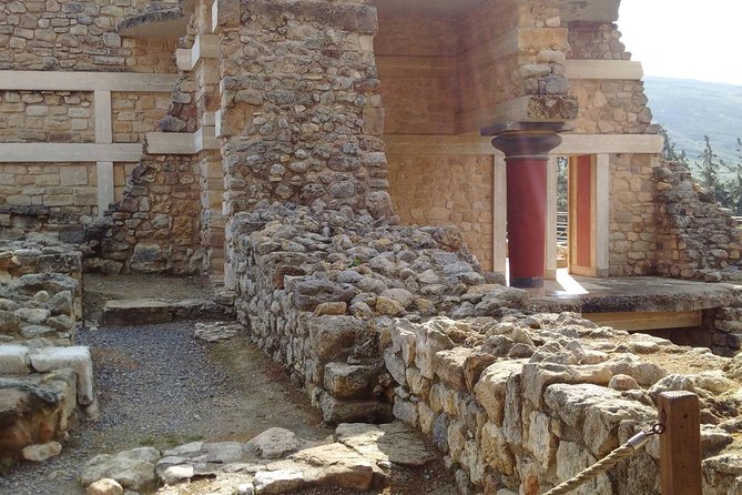 Knossos Palace Guided Walking Tour - Meeting and End Point Details