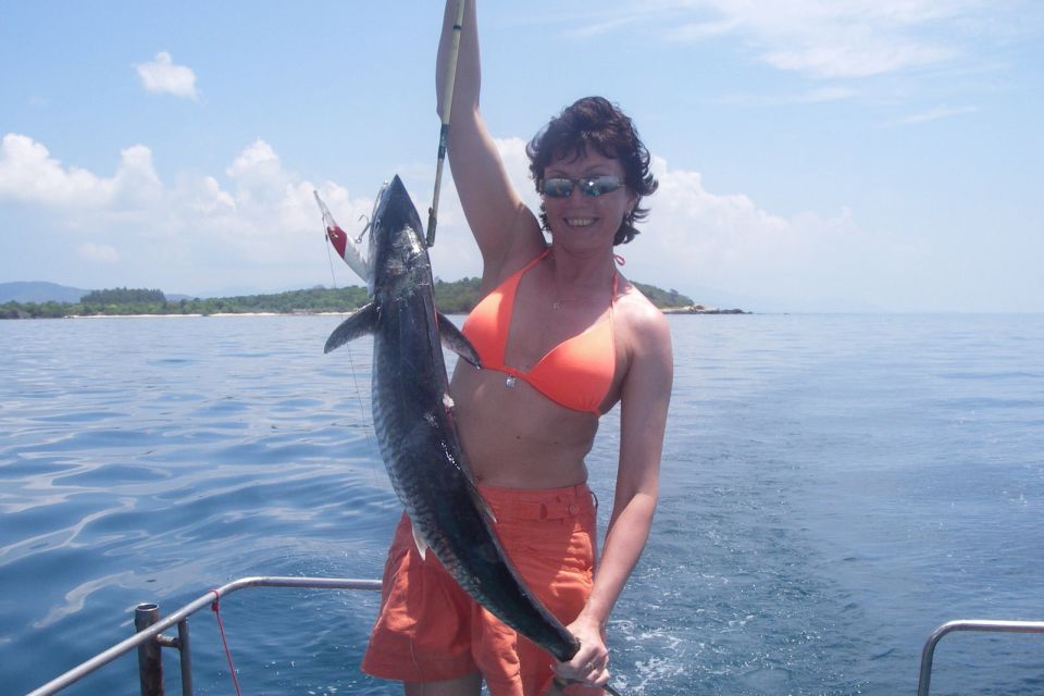 Koh Samui: Private Fishing and Snorkeling Boat Trip With BBQ - Customer Reviews