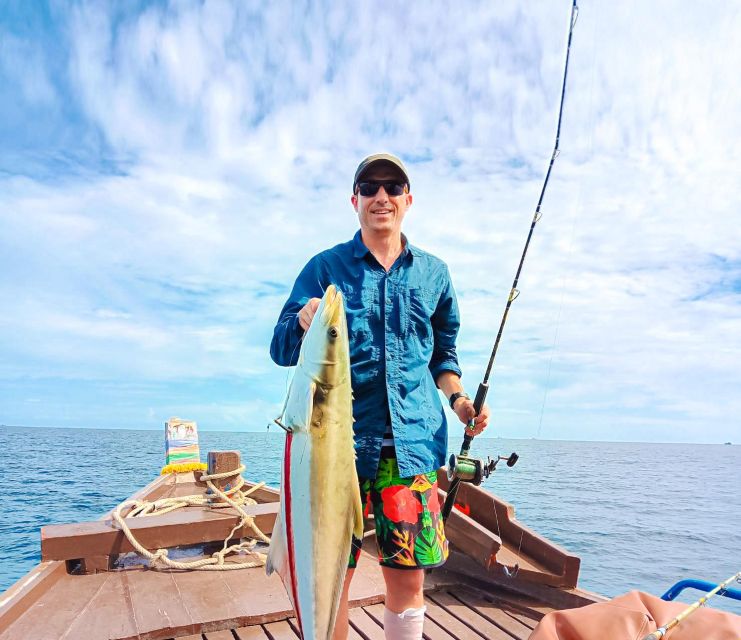 Koh Tao: Private Fishing Charter & Island Hopping Escape - Sunset Fishing Experience