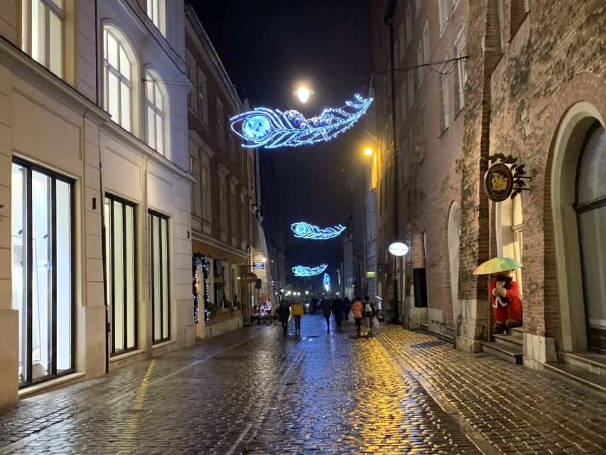 Krakow by Night - Unveiling the Citys Mysterious Past
