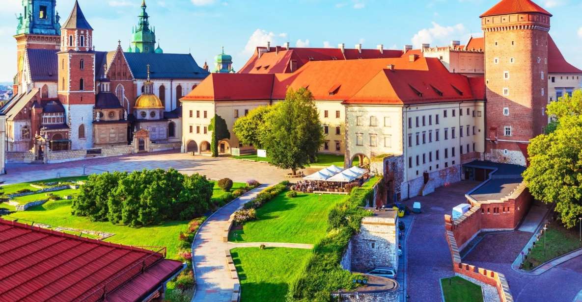 Krakow: Daily Wawel Cathedral Guided Tour With Admission - Location and Visitor Information