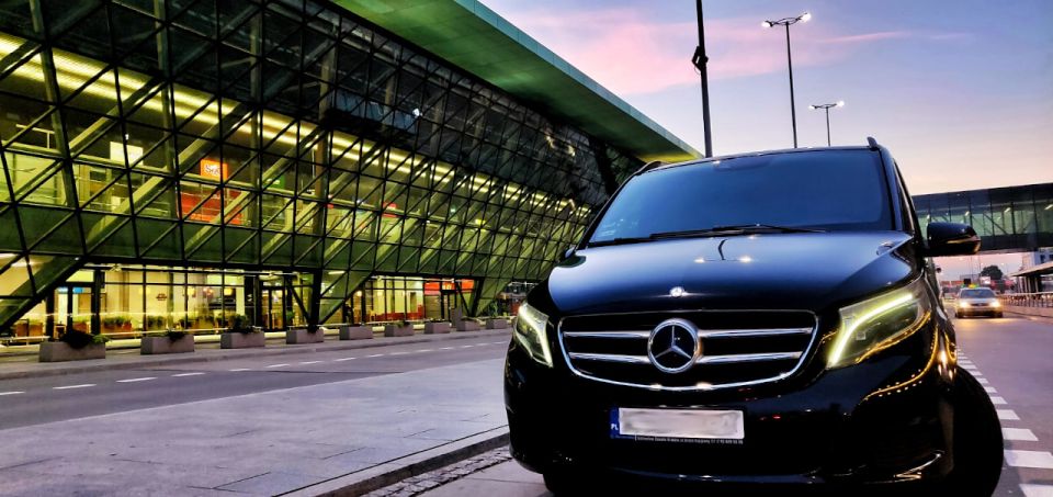 Krakow: Private Transfer To/From Krakow Airport (Krk) - Professional Driver and Vehicle
