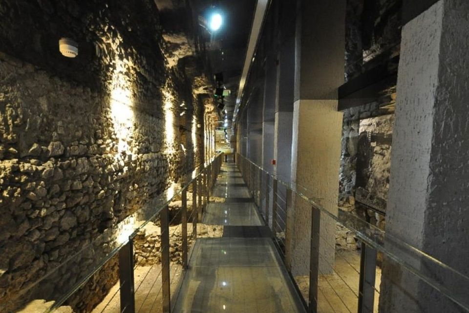 Krakow: Skip the Line Underground Museum Private Guided Tour - Location and Recommendations