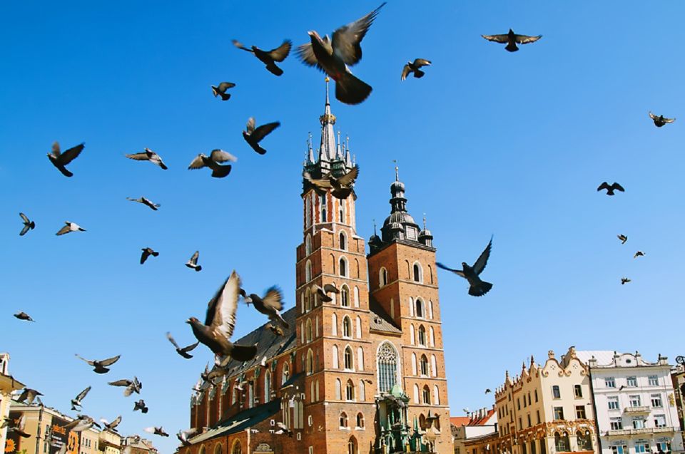 Krakow: Walking Tour and Liqueur Tasting With Local Guide - Booking Details
