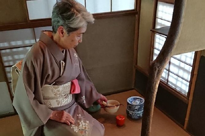 KYOTO Private Tea Ceremony With Rolled Sushi Near by Daitokuji - Common questions