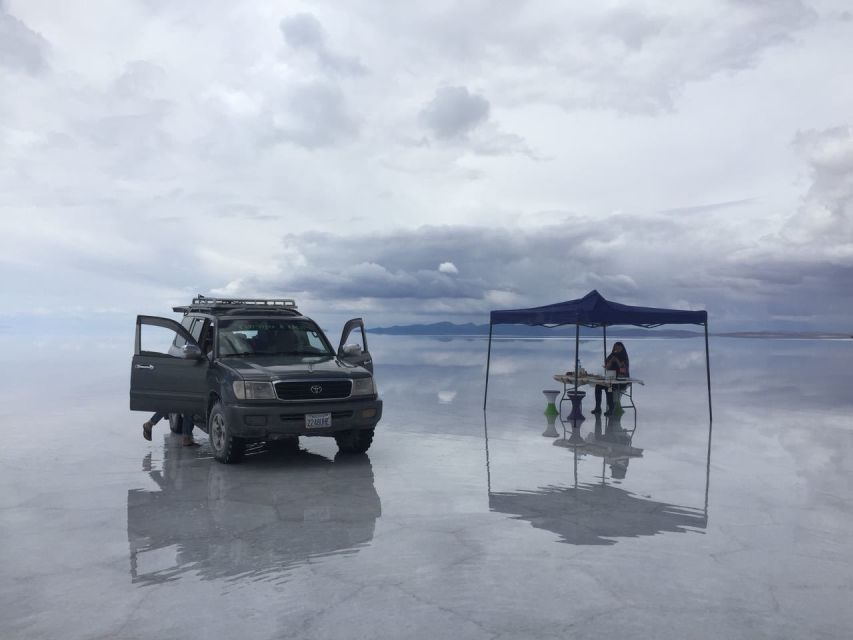 La Paz: 3 Days 3 Nights Salar De Uyuni Tour by Air - Common questions