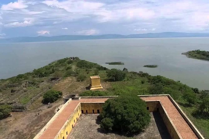 Lake Chapala Tour: Mezcala Island & Ajijic With a Local Expert - City Escape