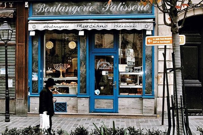 Le Marais District & Jewish Quarter Guided Walking Tour - Semi-Private 8ppl Max - Tour Highlights and Guide Feedback