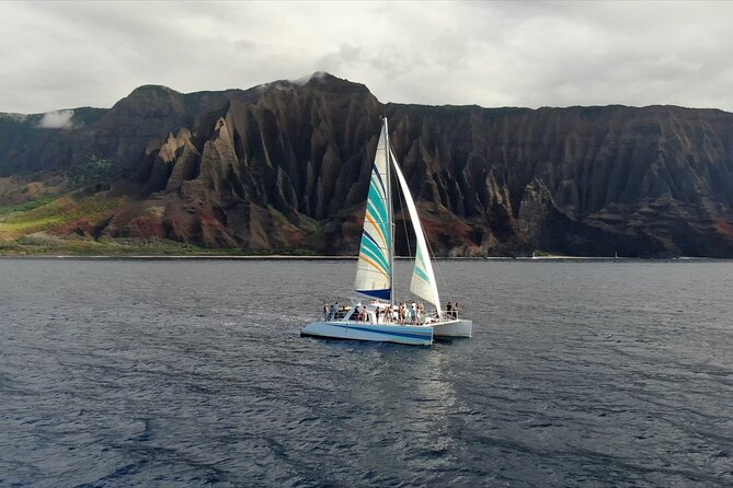 Leila Na Pali Sunset Dinner Sail - Customer Recommendations Overview