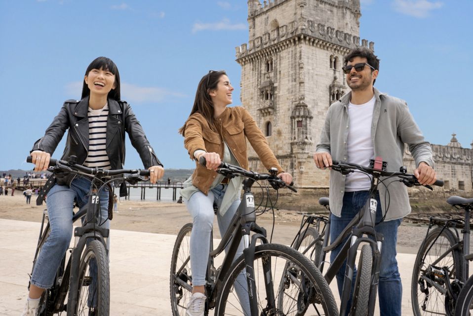 Lisbon: Boat Trip, Guided Walking Tour, Bike & Yellow Tram - Visitor Reviews