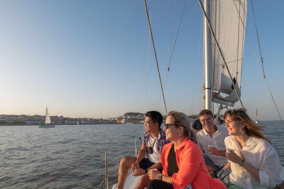 Lisbon: Daytime/Sunset/Night City Sailboat Tour With Drinks - Tour Experience