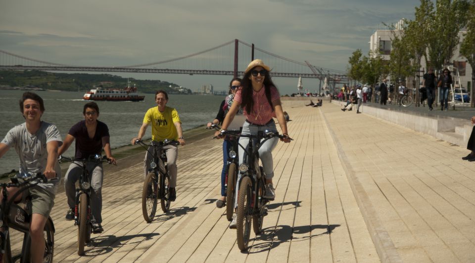 Lisbon: Electric Bike Tour by the River to Belém - Safety and Requirements
