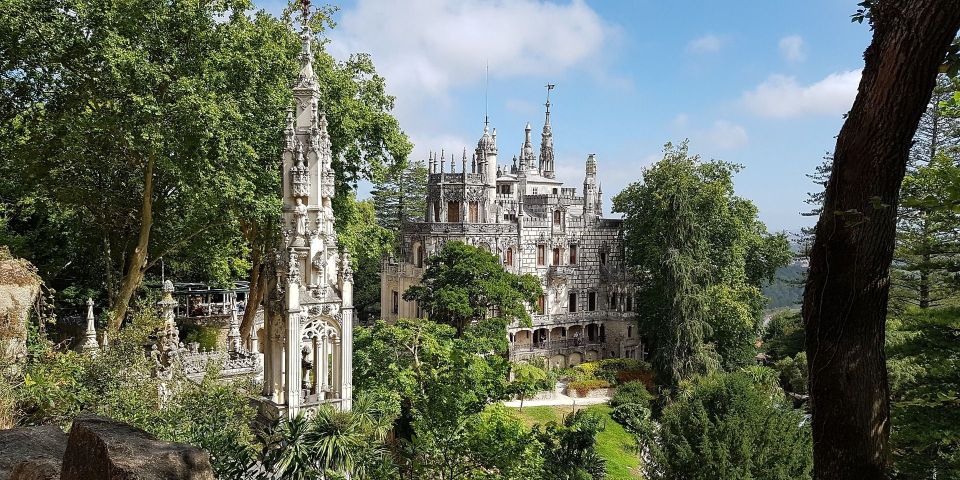 Lisbon: Guided Day Tour of Sintra, Pena, Regaleira & Cascais - Important Details for Participants