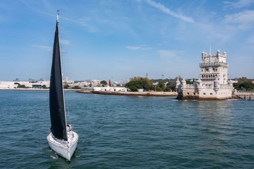Lisbon: Private Sailboat Tour on the Tagus at Sunset - Customer Review