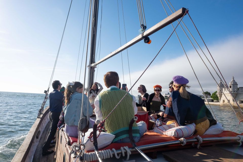 Lisbon: Private Sunset Tour Aboard a 1949 Traditional Boat - Starting Location Details