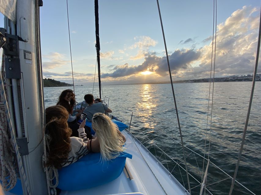 Lisbon: Tagus River Sunset Cruise With Locals - Participant Guidelines and Requirements