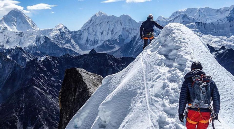 Lobuche East Peak Via Everest Base Camp - Included Services