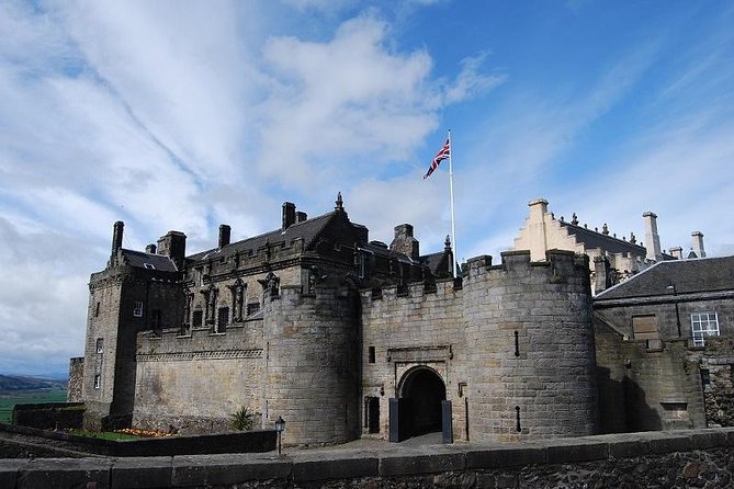 Loch Lomond, Stirling Castle and the Kelpies Tour From Edinburgh - Driver-Guides Feedback