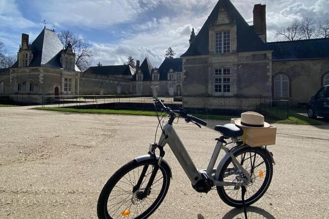 Loire Valley Ebike Tour to Chambord FROM TOURS - Common questions