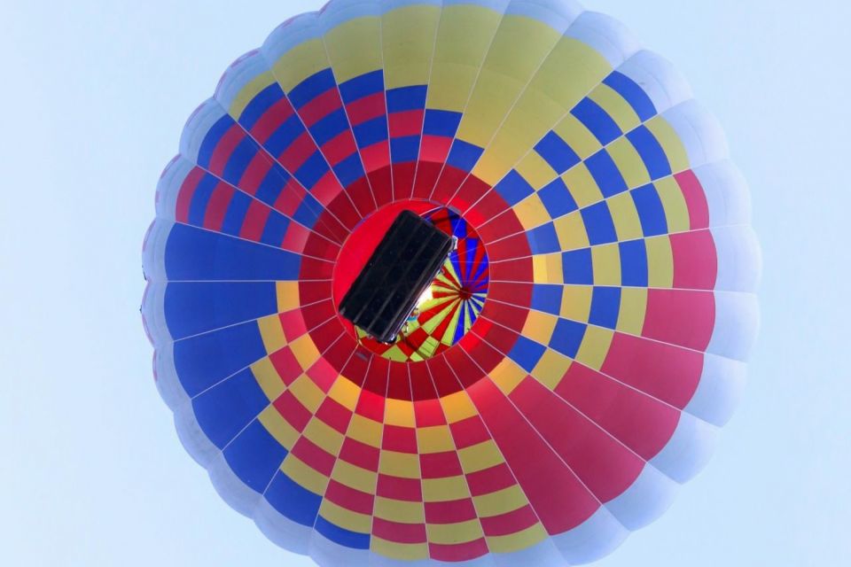 Luxor: Hot Air Balloon Ride - Language Options