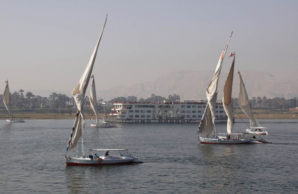 Luxor: Private Felucca Boat Trip With Hotel Pickup - Review Summary