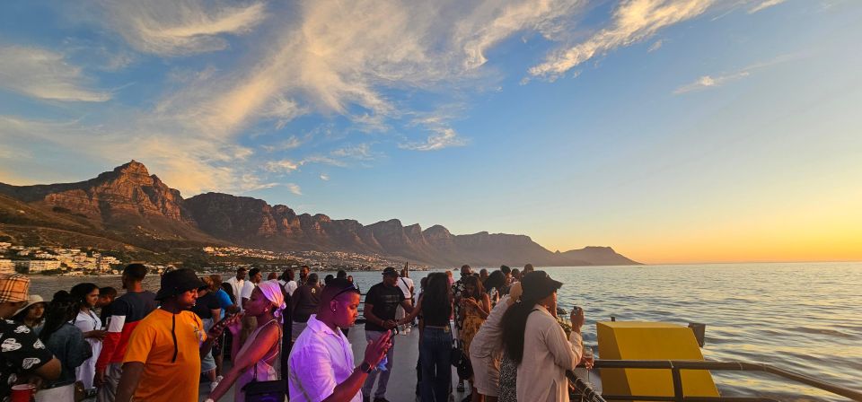 Luxury Boat Cruise From the V&A Waterfront - Booking Process and Flexibility