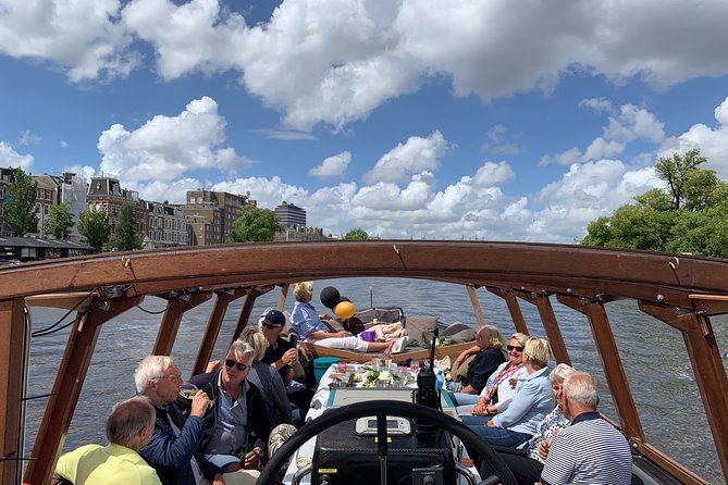 Luxury Boutique Boat Tour With Unlimited Beer and Wine - Common questions