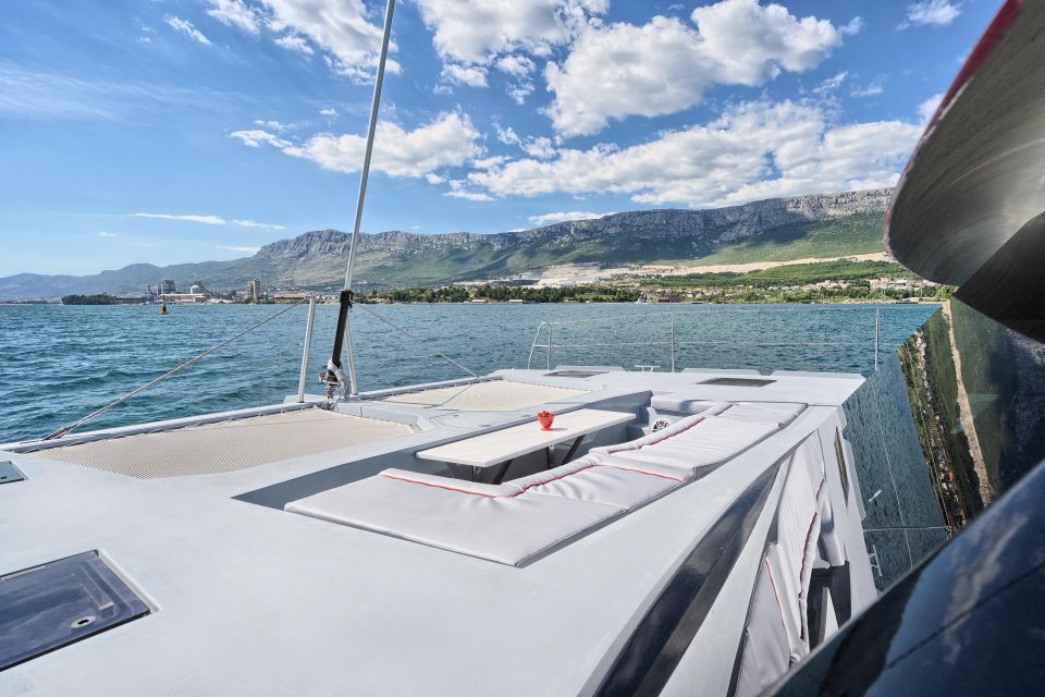 Luxury Catamaran Sailing Tour With Tasting Madeira Wine - Tour Highlights