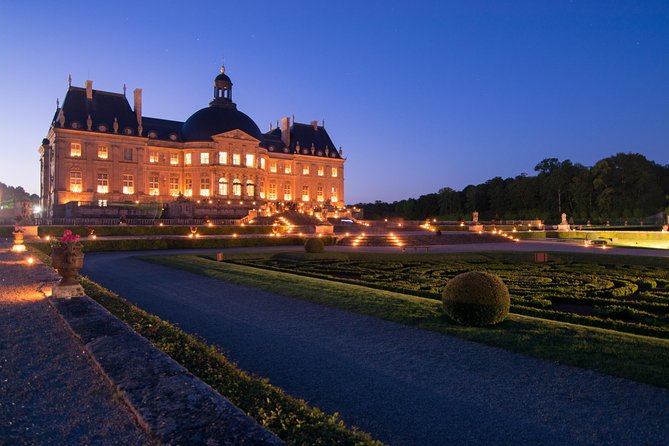 Luxury Evening Dining Experience at Chateau De Vaux-Le-Vicomte - Dining Experience and Menu Options