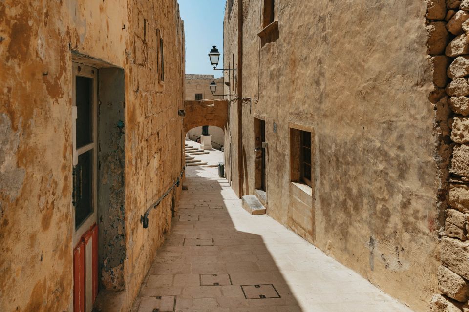 Malta: Gozo & Comino Islands, Blue Lagoon & Seacaves Tour - Review Summary